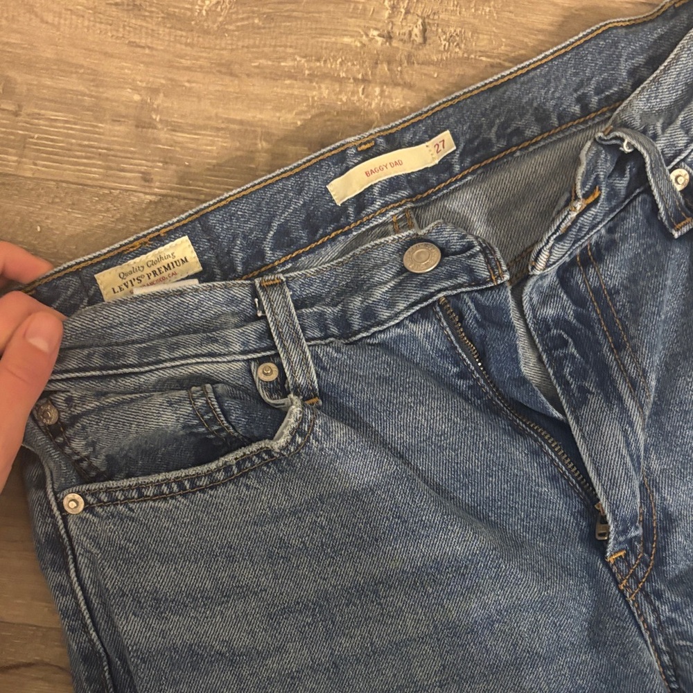 Levi's High Rise Light Blue Jeans